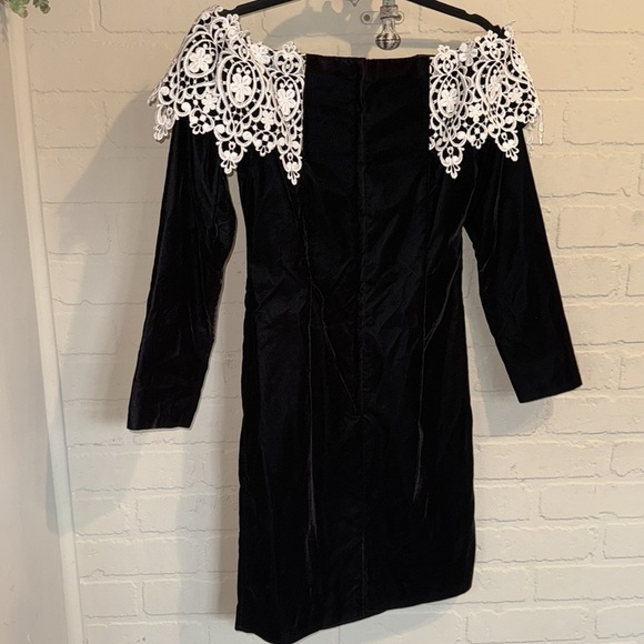 Scott McClintock dress velvet lace vintage sz 8 off the shoulder lined - Picture 6 of 8